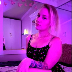 Amara on Bedroom Set