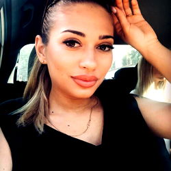 Alina Mila, Female Model