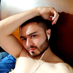 Appeal_Znk in a casual pose