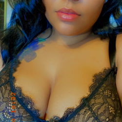 Onlyfans Nikki: Elegant in a Lace Bra