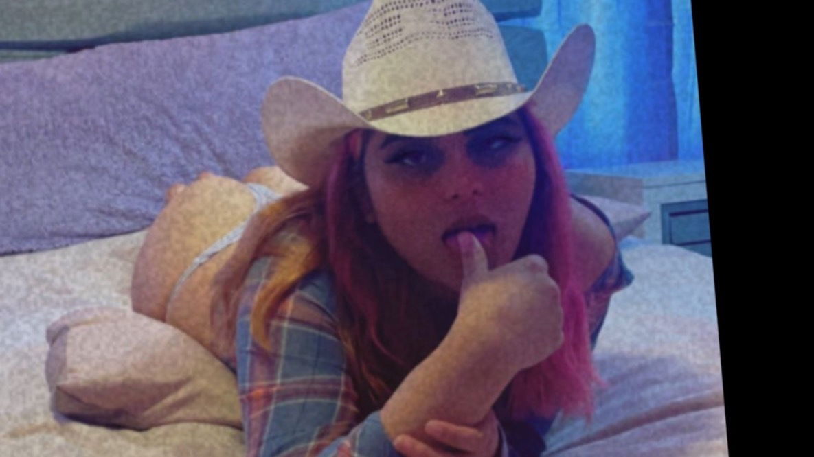 Angela Marquez photo