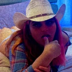 Angela Marquez photo