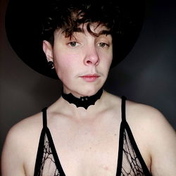 Asher Androgyne, The Neo-Futuristic Fashion Photographer