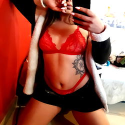 Sexy OnlyFans Model BELLA | Intimate Moments