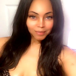 Pamela Evette ❣️ photo