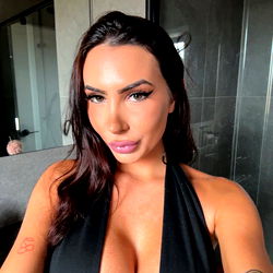 BABY DOLL OnlyFans Model