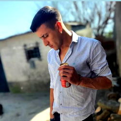 Ale.ook๐๐๐๐ฅ๐
photo