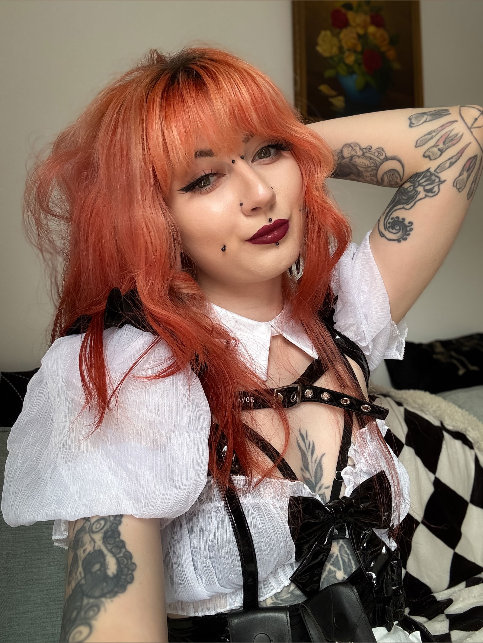 Shpooky Sarah 🖤 FREE VIDEOS WALL &amp; DMS photo