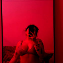 Charlotte ❤️‍🔥 Model in a Sleek Setting