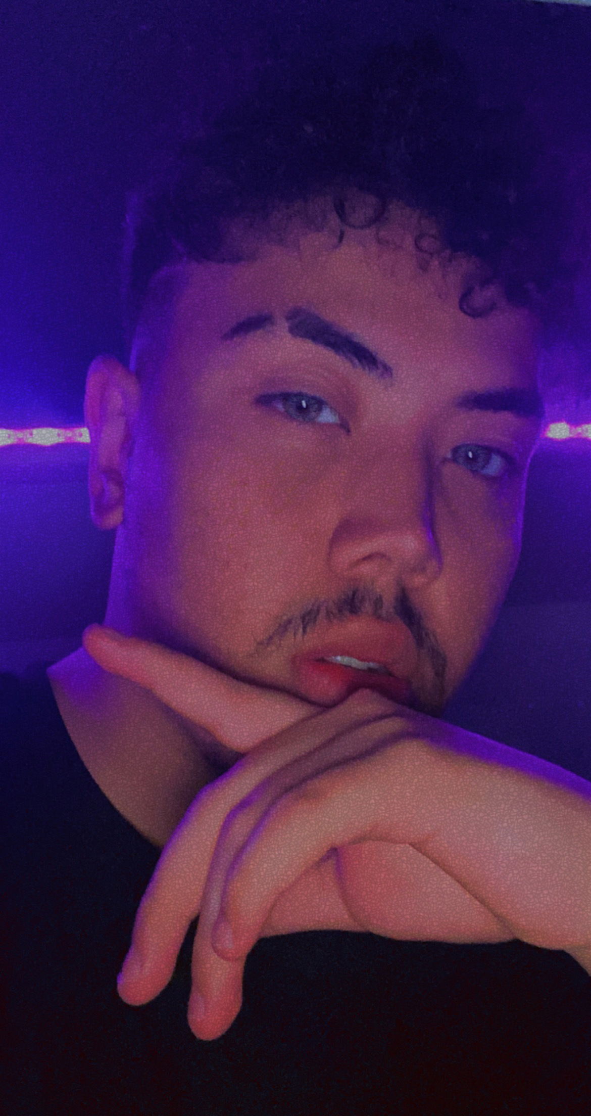 Akeim Takamura photo