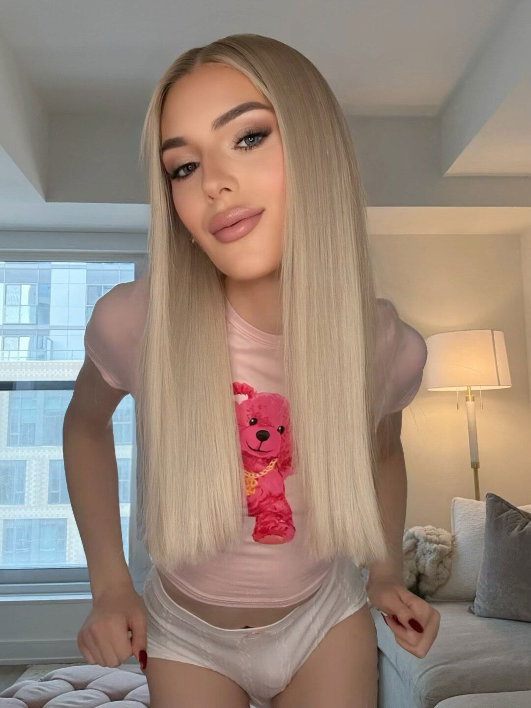 Ashley 🏳️‍⚧️ photo