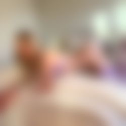 Ashley ๐ณ๏ธโโง๏ธ photo