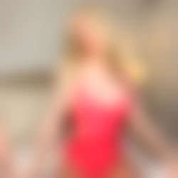 Ashley ๐ณ๏ธโโง๏ธ photo