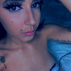 Candela, Miami-based OnlyFans Model in a Racy Post