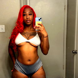 LUCCY🍀🪽✨ photo