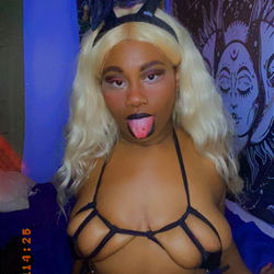 Fairyland Model Dalla$ in a Stunning Photoshoot