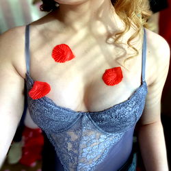 Elegant OnlyFans Model in Red Lipstick