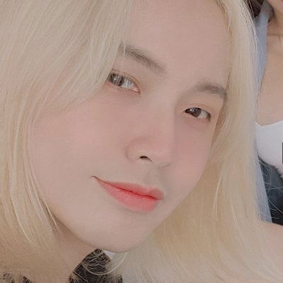 艾艾-台灣色情藝術家 photo