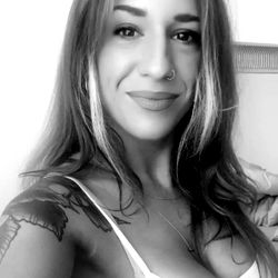 Lexi Collin, UK OnlyFans Model - 25 years old