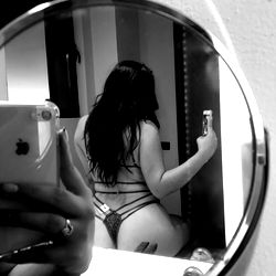 OnlyFans Model Stefy Takes a Selfie