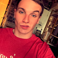 Selfie of DirtyBirdie