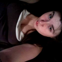 Sharl, UK OnlyFans Model