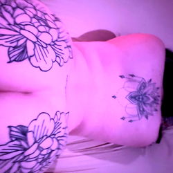 itsyagirlpaz ๐ photo