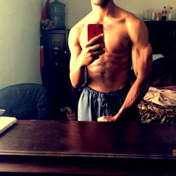 Jaylight's Gym Mirror Moment