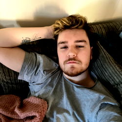 Relaxed Liam Ryder Sharing a Moment of Rest