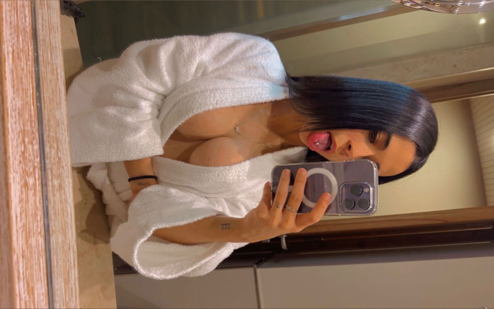 Nicole Zg VIP 💎 photo