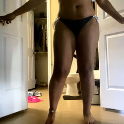 OnlyFans Cinnamon Model in Bikini Shot