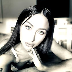 Adore Janne ๐ณ๐ด VIP photo