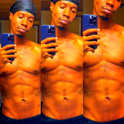 ⓘ F R E E ⓘ photo