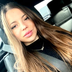 Majin Visne's Stylish Car Ride Moment