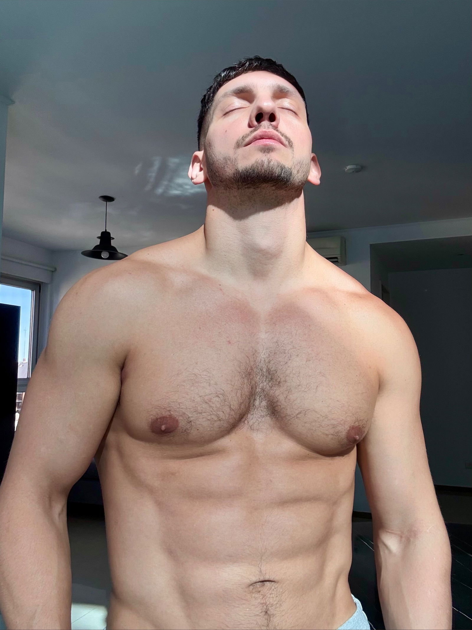 𝐄𝐌𝐈𝐋𝐈𝐀𝐍𝐎 𝐓𝐄𝐑𝐑𝐀 photo