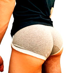 Anthony Croft, a Bodybuilder Showcasing His Fitness Journey