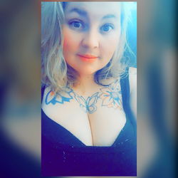 Onlyfans Model Aubreyyy Posing in Wyoming