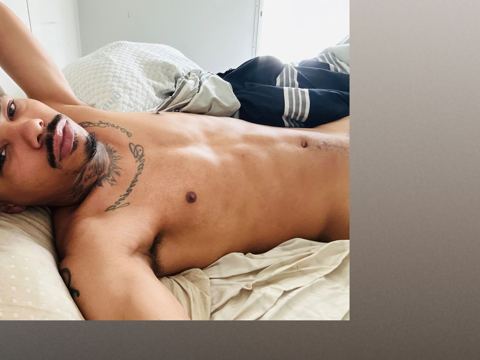 TONY BLAZÈ 🤤😜 photo