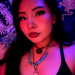 Fans of Raye, Denver's Most Chic Instagram Influencer