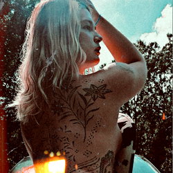 𝒞ℴ𝓊𝓃𝓉𝓇𝓎𝒞𝓊𝓉𝒾ℯ𝓥𝓘𝓟❷❼% photo