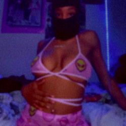 OnlyFans CyberSlut 👽🚺 ©️