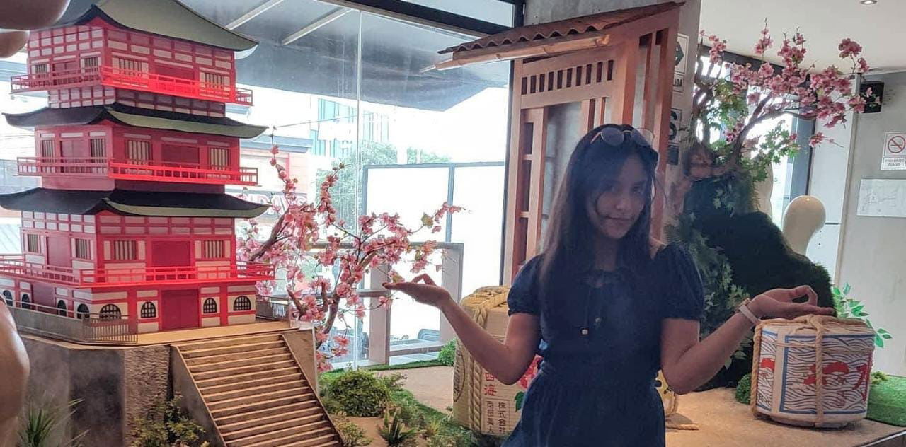 Alyssa TripleX photo