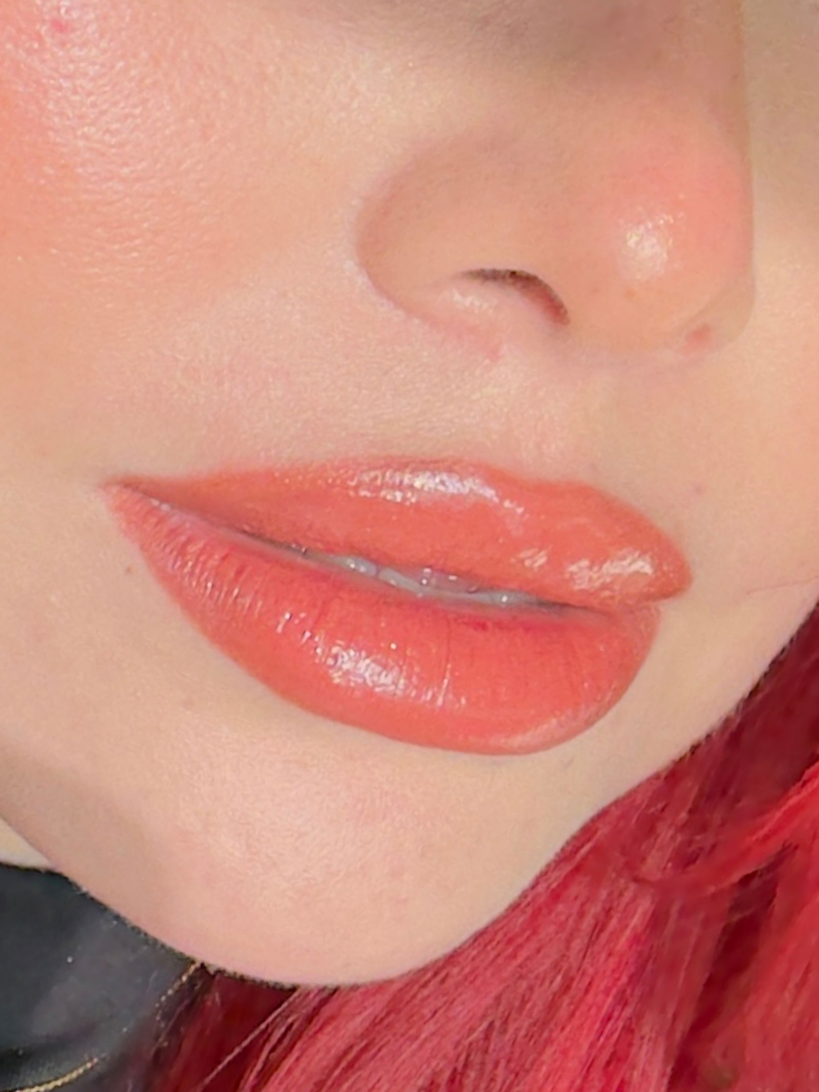 Alyson👩🏻‍🦰 Fully Videos on Wall photo