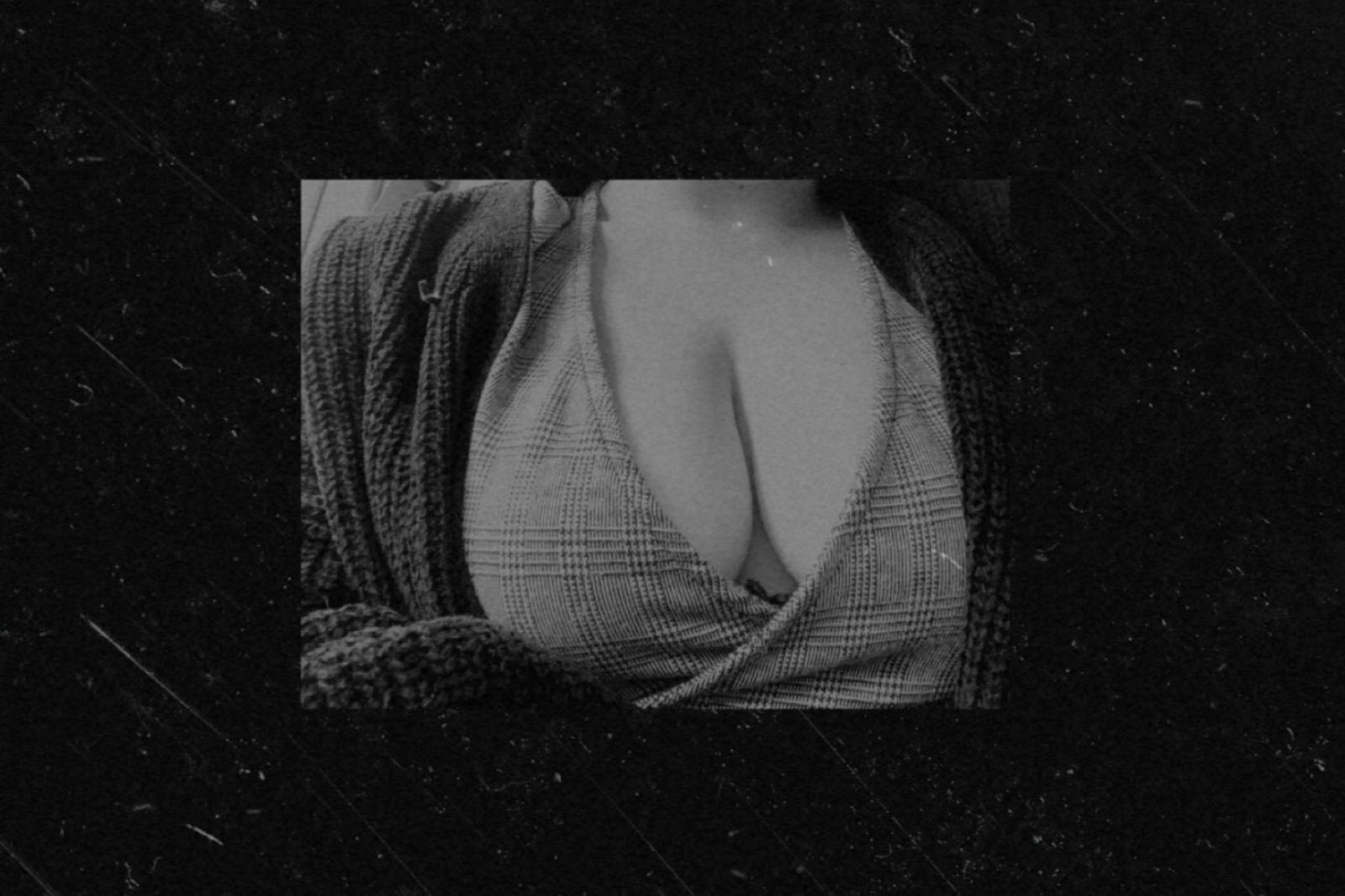 Alluring Fatale photo