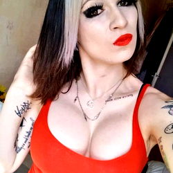 OnlyFans Model Amanda Wilde Posing for Photo Shoot