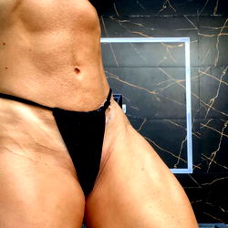 Age and Gender of OnlyFans Model