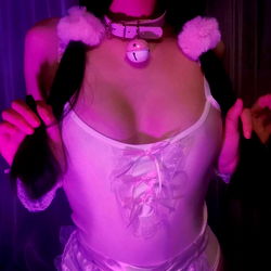 Helen Baby: Model in a Purple Room