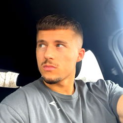 Chris 🍆 Top 0.6% photo