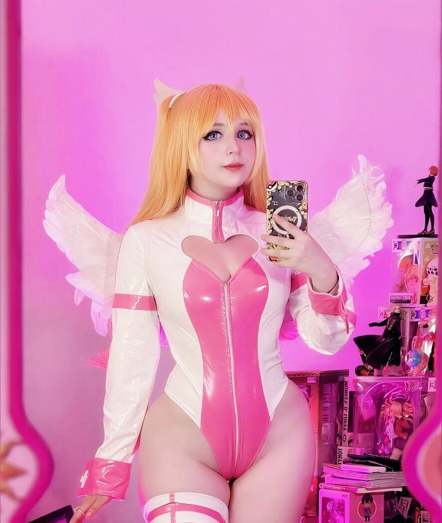 ⋆˚࿔ San Chan 𝜗𝜚˚⋆ photo