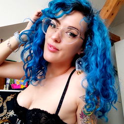 Haelle ⚜️🐍 photo